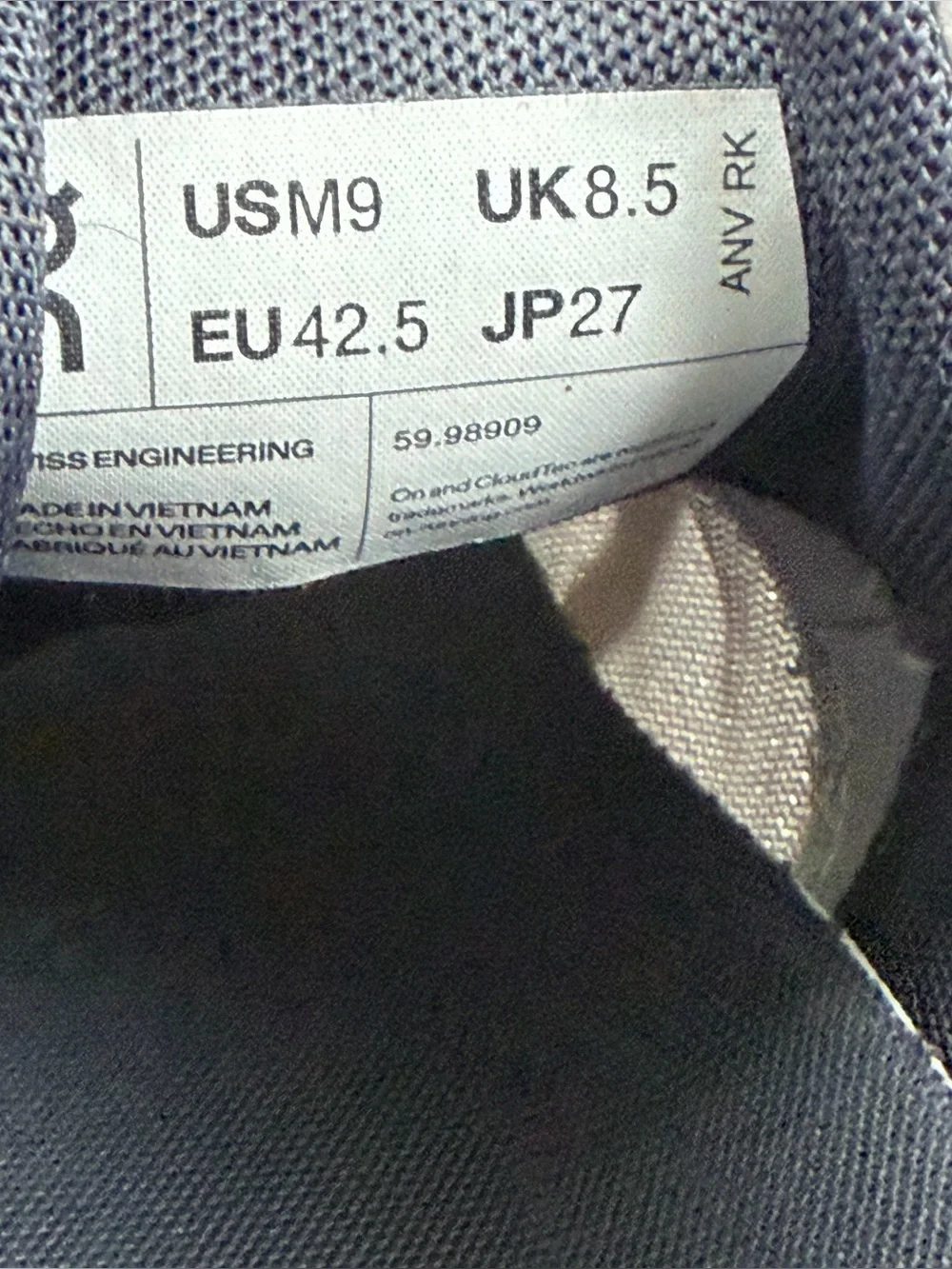 On Running Men's Cloud 5 Sneakers in Light Gray and White